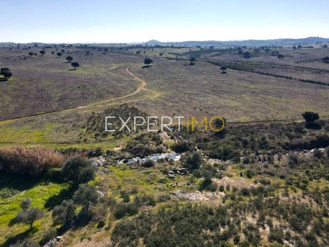 Terreno venda em Almodôvar, Beja
