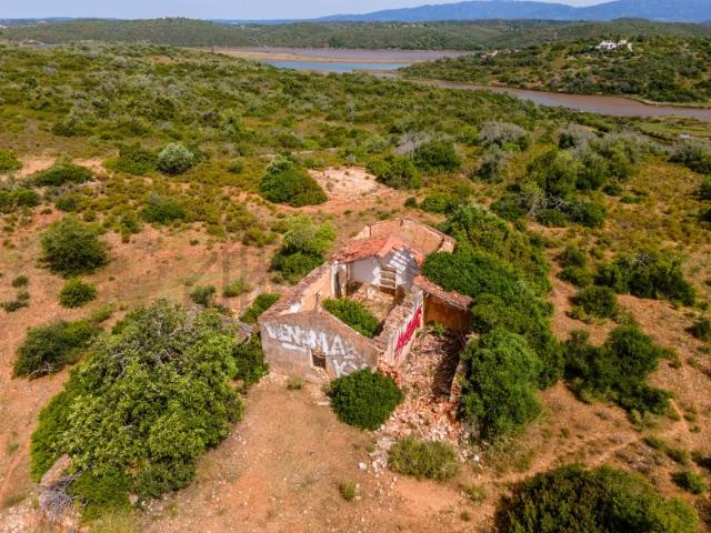 Terreno venda em Estômbar, Faro