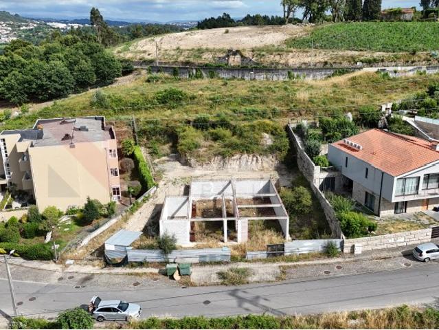 Terreno venda em Felgueiras, Pombeiro De Ribavizela