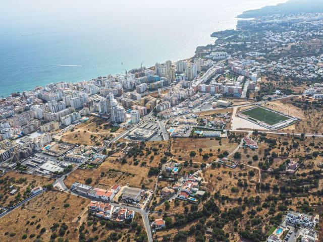 Terreno venda em Armação de Pêra, Faro