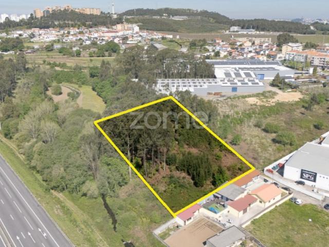Terreno venda em Vilar de Andorinho, Vila Nova De Gaia