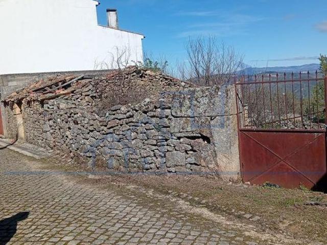 Terreno venda em Torre de Moncorvo, Bragança