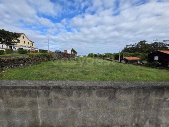 Terreno venda em Açores, Madalena