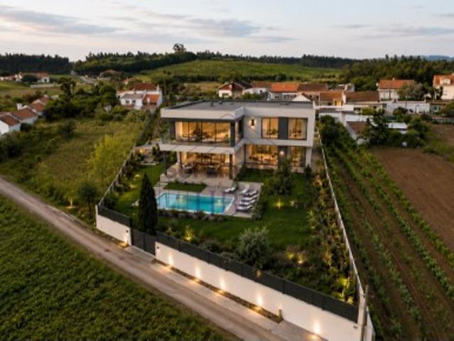 Terreno venda em Bombarral, Leiria