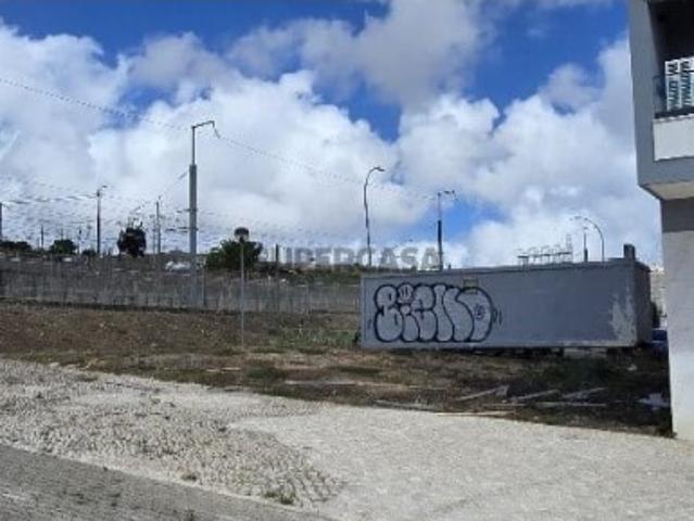 Terreno venda em Amadora, Lisboa
