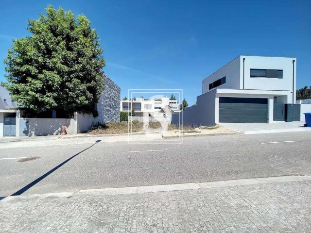 Terreno venda em Maia, Barca