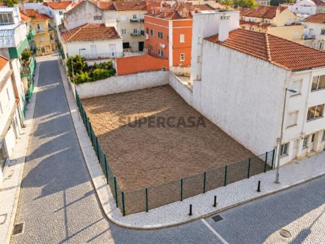 Terreno venda em Almada, Setúbal