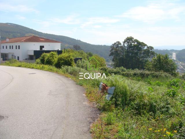 Terreno venda em Lousada, Porto