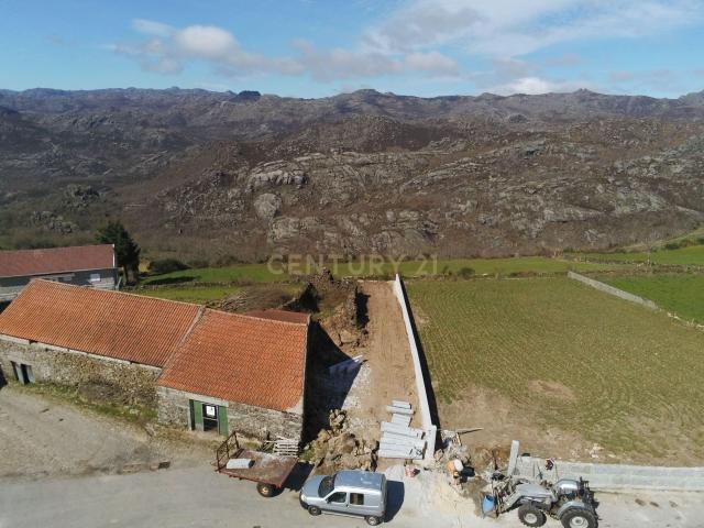 Armazém venda em Covelo Do Gerez, Vila Real