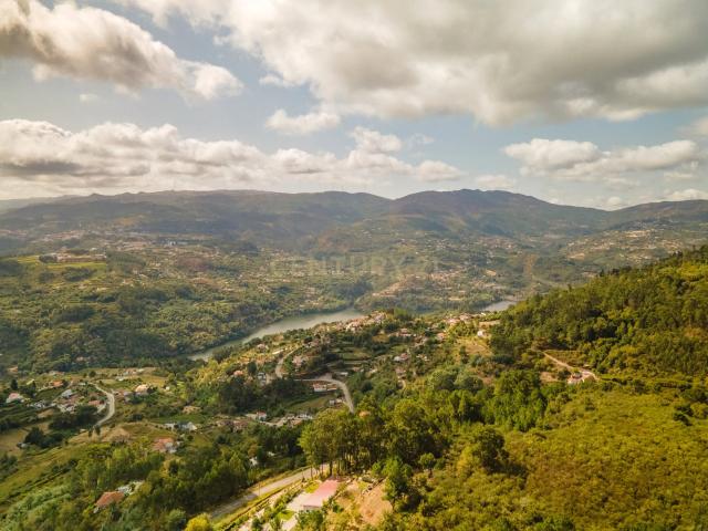Terreno venda em Paços de Gaiolo, Porto