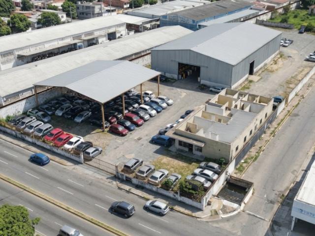 Galpón en venta en Majay, Valencia
