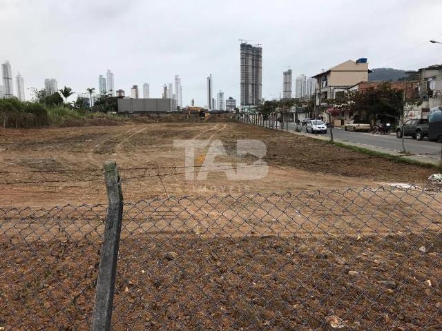 Terreno aluguel em Barra, Balneário Camboriú