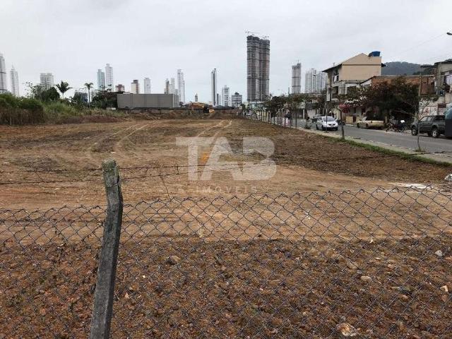 Terreno aluguel em Barra, Balneario Camboriú