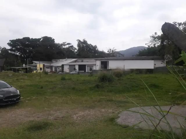 Terreno aluguel em Balneario Camboriú, Santa Catarina