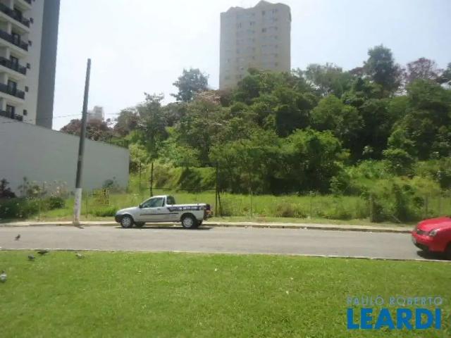 Terreno aluguel em Região Imediata de São Paulo, Região Metropolitana de São Paulo