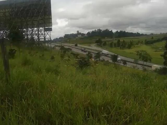 Terreno aluguel em Região Imediata de São José dos Campos, Região Metropolitana do Vale do Paraíba e Litoral Norte