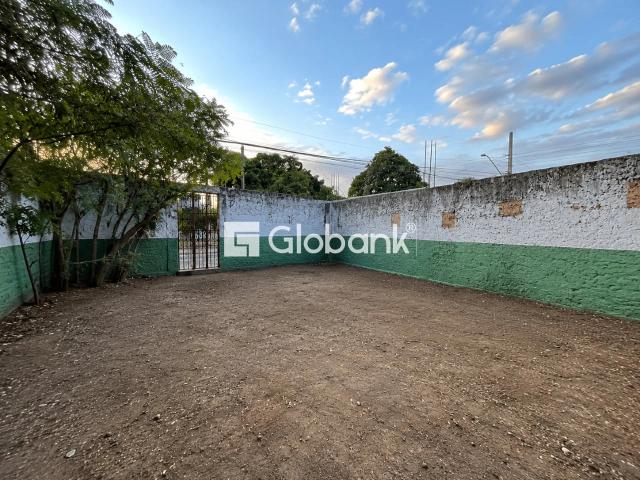 Terreno aluguel em Montes Claros, Região Geográfica Intermediária de Montes Claros