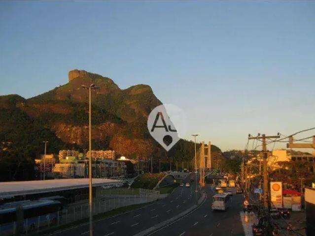 Terreno aluguel em Região Geográfica Imediata do Rio de Janeiro, Região Metropolitana do Rio de Janeiro