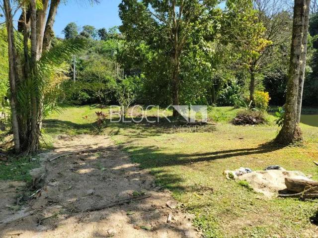 Terreno aluguel em Região Geográfica Imediata do Rio de Janeiro, Região Metropolitana do Rio de Janeiro