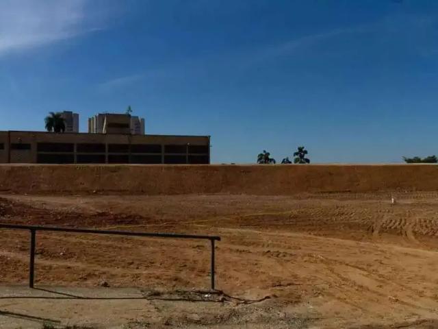 Terreno aluguel em Região Imediata de São Paulo, Região Metropolitana de São Paulo