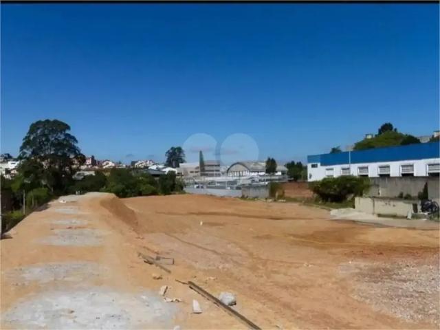 Terreno aluguel em Região Imediata de São Paulo, Região Metropolitana de São Paulo