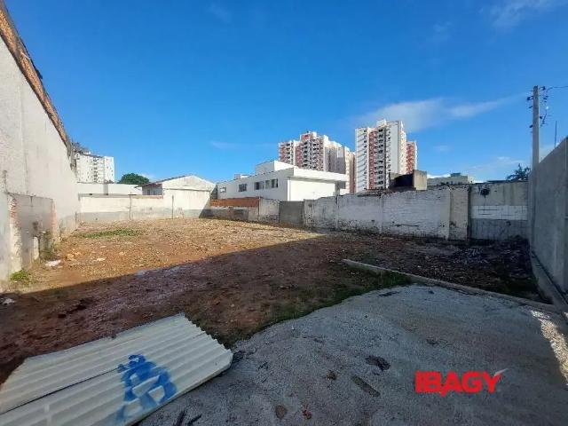 Terreno aluguel em Barreiros, São José