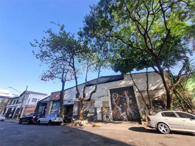 Terreno aluguel em Região Imediata de São Paulo, Região Metropolitana de São Paulo