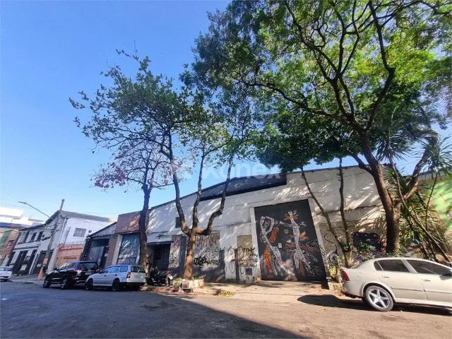 Terreno aluguel em Região Imediata de São Paulo, Região Metropolitana de São Paulo