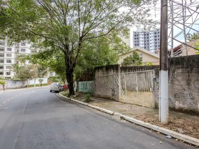 Terreno aluguel em Região Imediata de São Paulo, Região Metropolitana de São Paulo