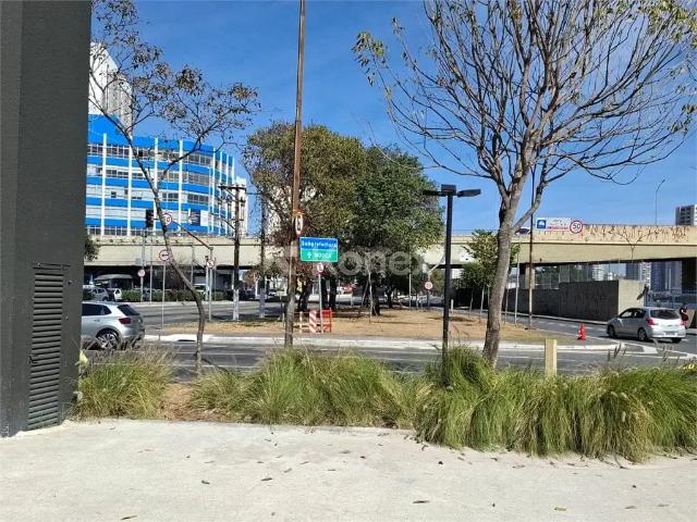 Terreno aluguel em Região Imediata de São Paulo, Região Metropolitana de São Paulo