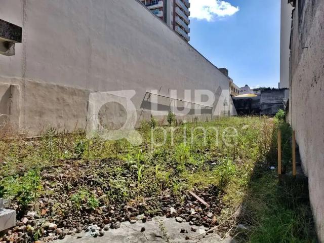 Terreno aluguel em Região Imediata de São Paulo, Região Metropolitana de São Paulo