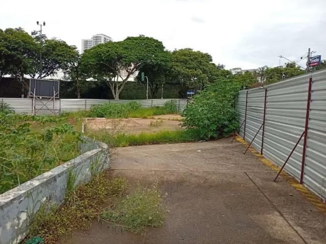 Terreno aluguel em Região Imediata de São Paulo, Região Metropolitana de São Paulo