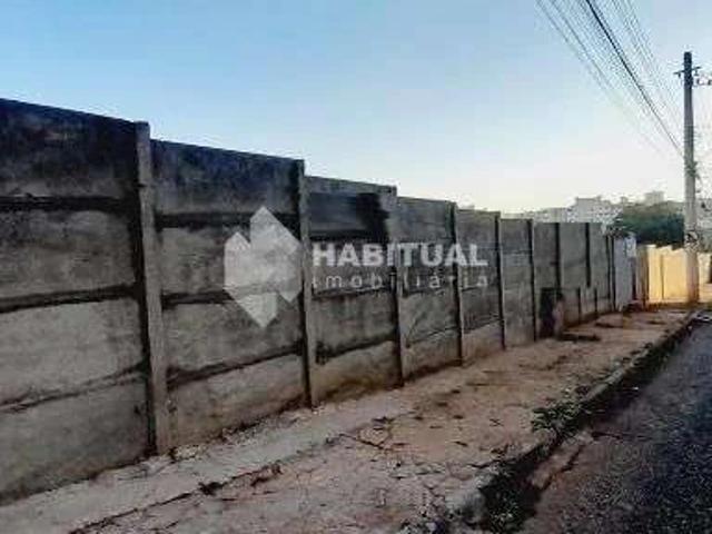 Terreno aluguel em Nossa Sra. da Abadia, Uberlândia