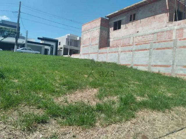Terreno venda em Região Imediata de São José dos Campos, Região Metropolitana do Vale do Paraíba e Litoral Norte