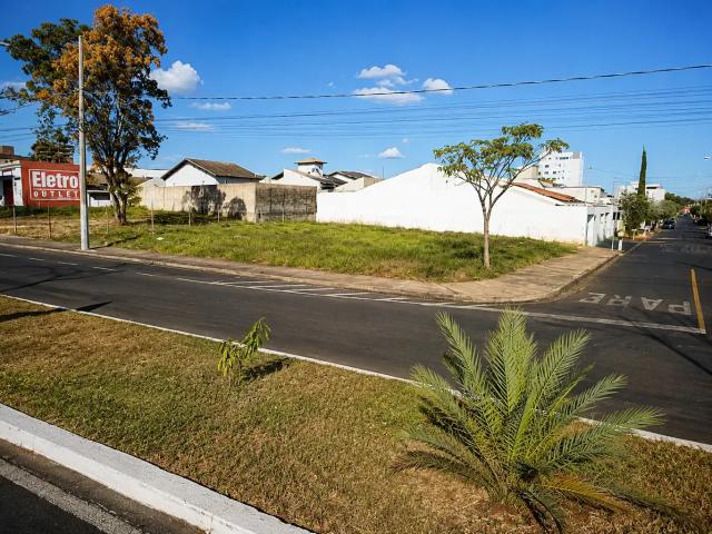 Terreno venda em Região Geográfica Imediata de Uberlândia, Oliveira Fortes