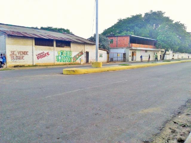 Terreno en venta en Puerto La Cruz, Amazonas