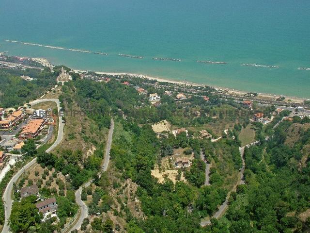 Terreno in vendita a Marano, Marche