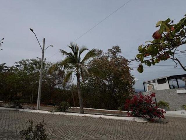 Terreno con hermosa vista en La Audiencia