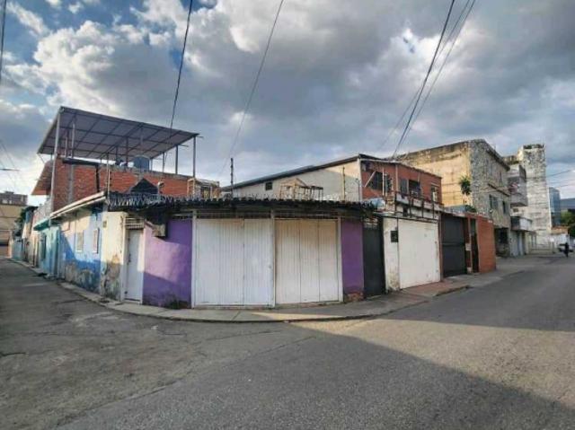 Terreno en venta en El Centro, Maracay