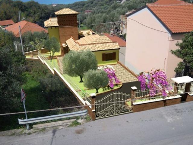 Terreno in vendita a Ascea, Campania