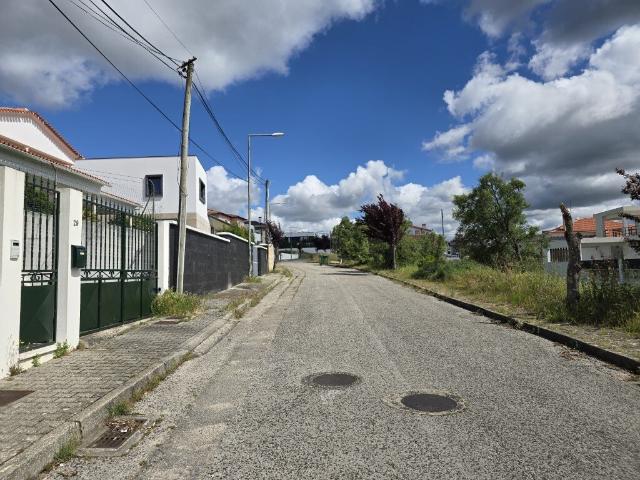Terreno venda em Quinta do Sobreiro, Leiria