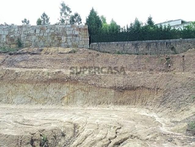 Terreno venda em Lousada, Porto