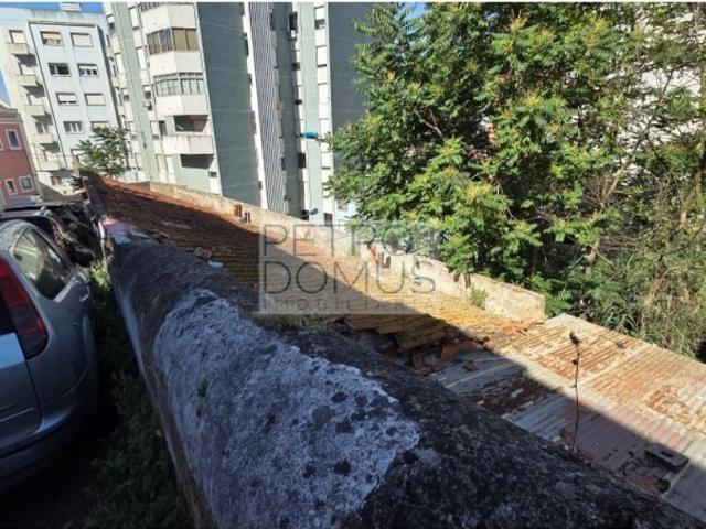 Terreno venda em Lisboa