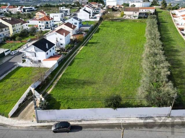 Terreno venda em Santiago Dos Velhos, Lisboa