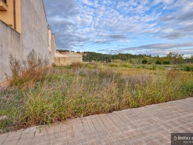 Terreno en venta en La Canal de Navarrés, Valencia