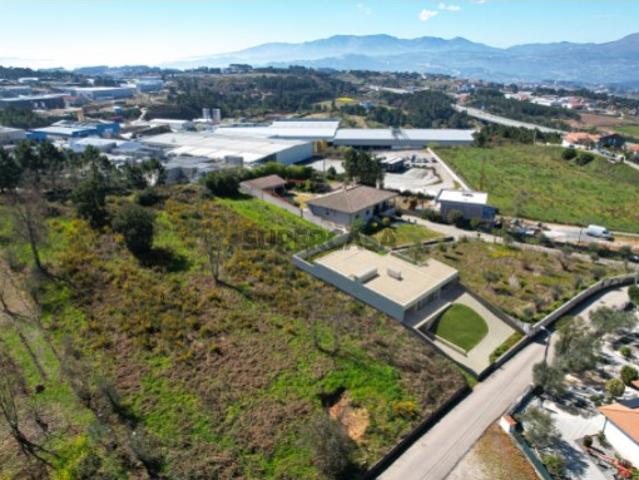 Terreno venda em Vila Real
