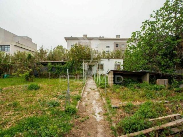 Terreno venda em Lisboa