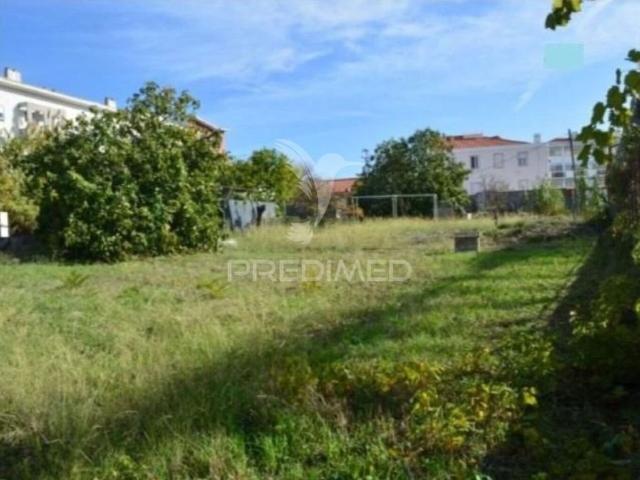 Terreno venda em Lisboa