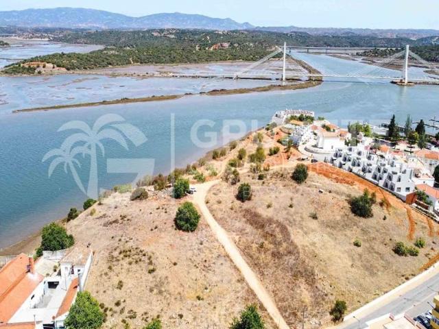 Terreno venda em Mexilhoeira da Carregação, Parchal