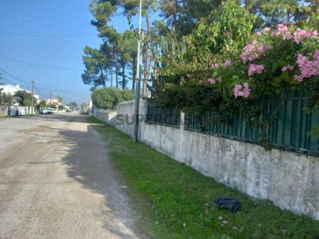 Terreno venda em Almada, Setúbal